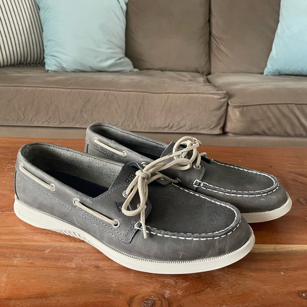 SPERRY boat shoes